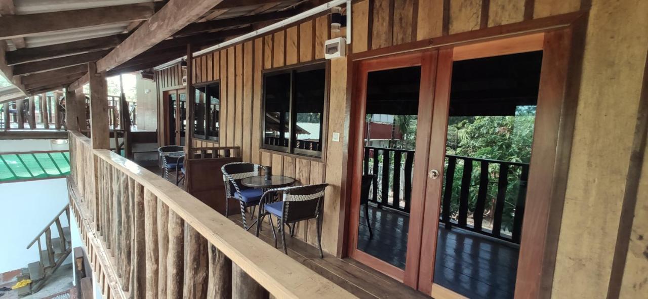 Papa Pippo Otres Village シアヌークビル エクステリア 写真